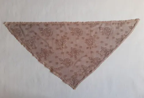 Véu Triangular Bege Para Missa - Tamanho P
