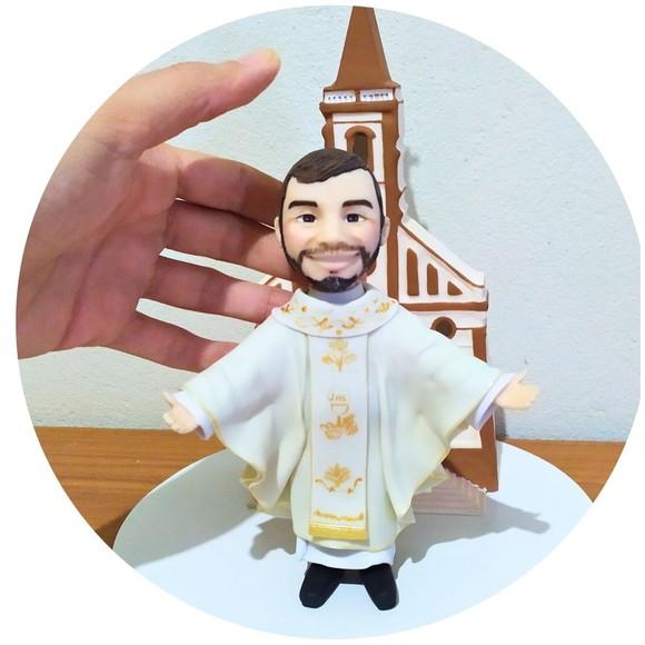 Boneco (a) Personalizado em Biscuit Padre (sacerdote)