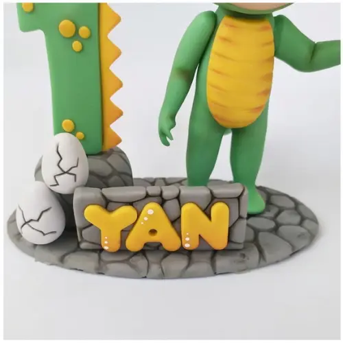 Topo de Bolo Dinossauro em Biscuit