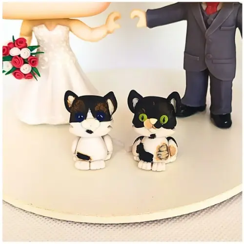 Topo de Bolo Noivinhos em Biscuit + 2 Gatos- Funko Pop