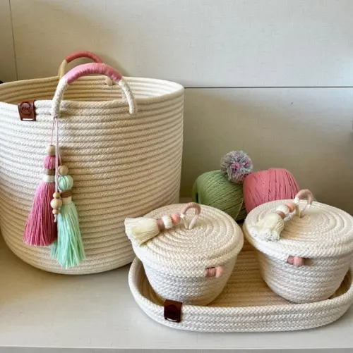 Cesto de corda de algodão com alça e tassel duplo