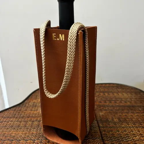 Porta Vinho em Couro