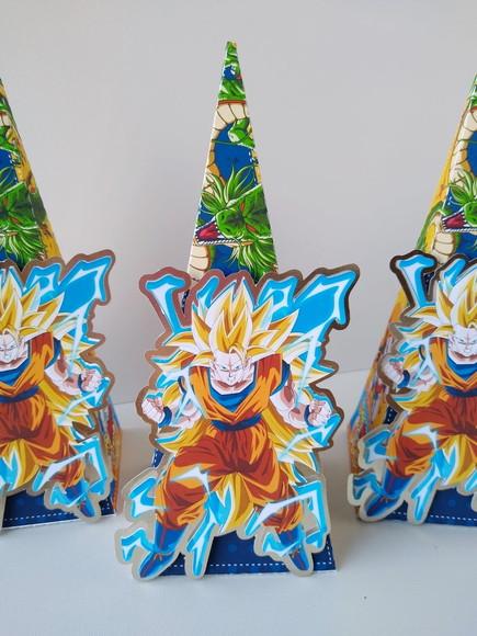 Caixa Pirâmide Dragon Ball Z (super Saiyajin)