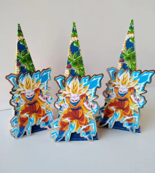 Caixa Pirâmide Dragon Ball Z (super Saiyajin)