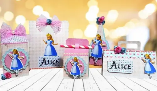 Arquivo Caixa Silhouette Alice Luxo