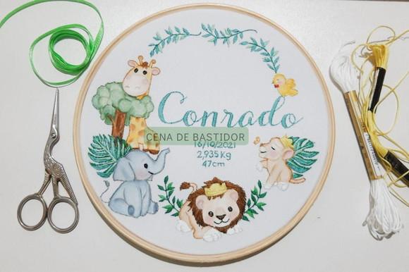 Porta Maternidade Bordado Temático