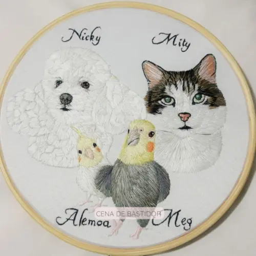 Retrato Bordado 4 Pets - Bordado Animais de Estimação - 20cm