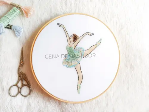 Retrato Bordado Bailarina