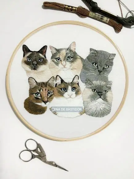Retrato Bordado 6 Pets - Bordado Animais de Estimação - 20cm