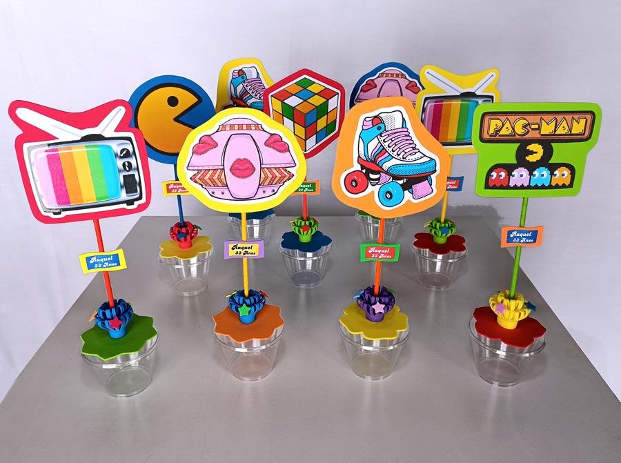 Festa Anos 80 - Lembrancinha Centro de Mesa com Nome Aniversário