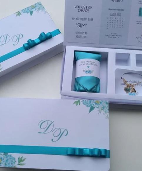 Caixa Convite Padrinhos com Gravata e Pulseira Azul