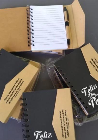 Bloquinhos de Anotações Personalizados com Caneta