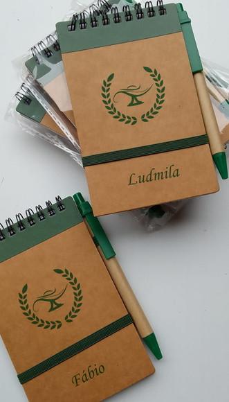 Bloquinhos de Anotações Personalizados com Caneta