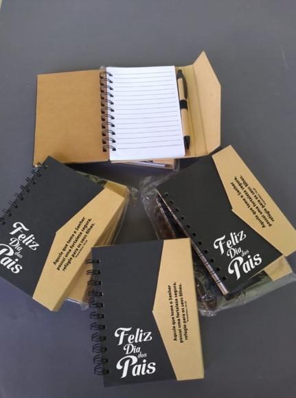 Bloquinhos de Anotações Personalizados com Caneta