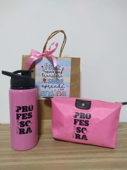 Kit Personalizado Garrafa e Necessaire