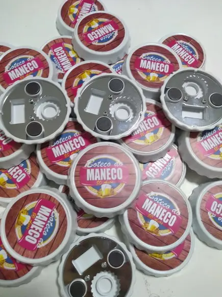 Abridor de Garrafa com Imã Personalizado