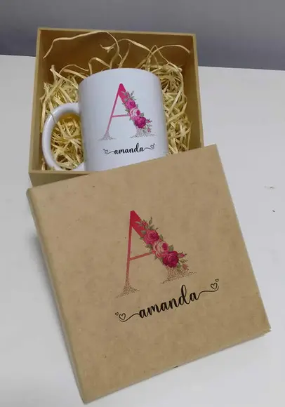 Caixa de mdf com 01 Canecas de Porcelana