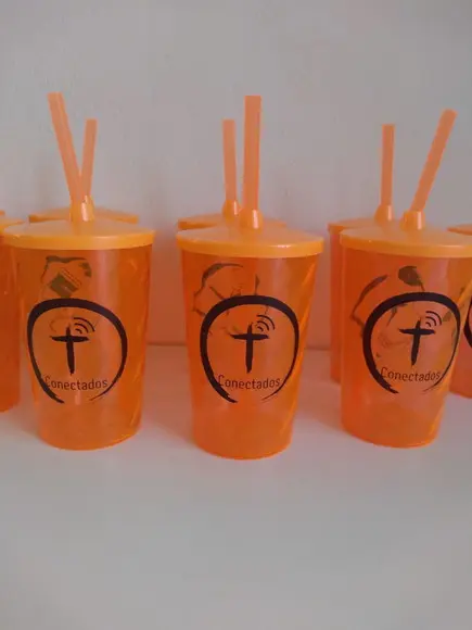 Copos com Canudo Personalizados