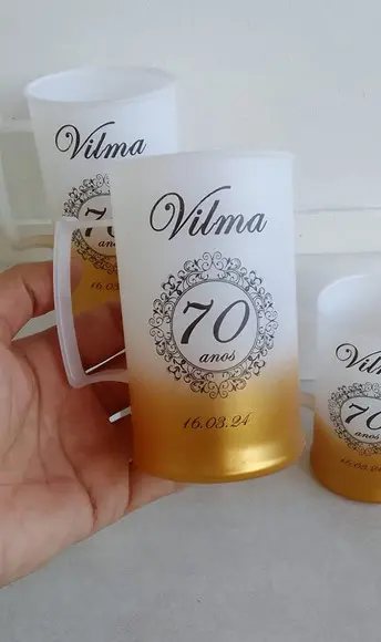 Lembrancinha 70 Anos - Caneca Acrílica Degradê Dourado