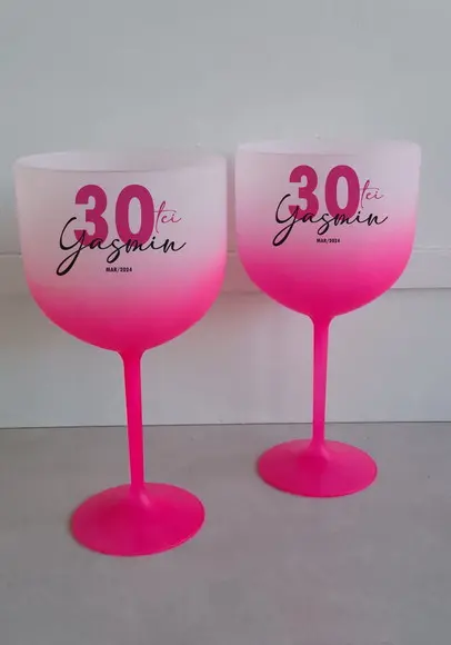 Taças Degradê Personalizadas 30 Anos