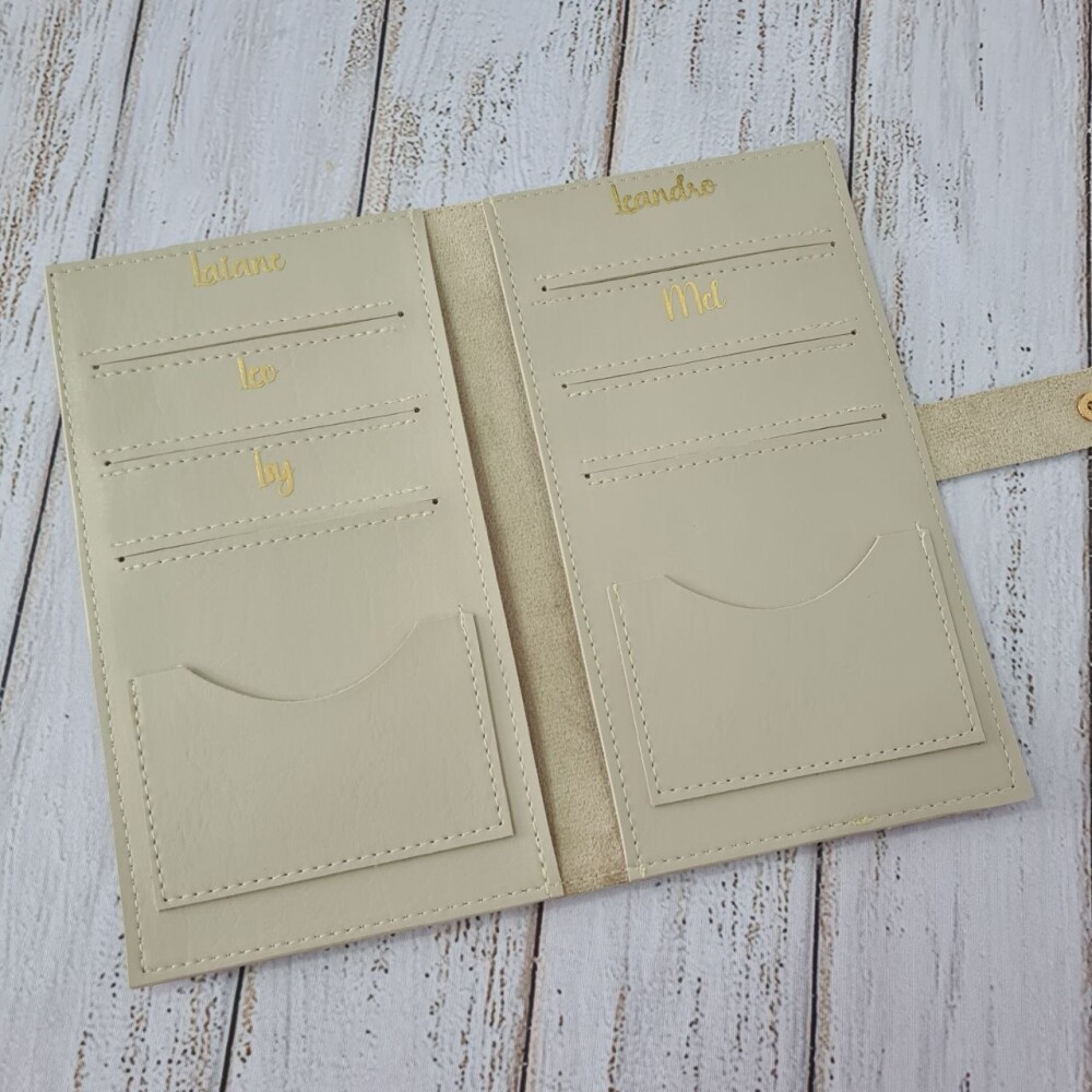 Capa Porta Passaporte Família / 6 Lugares - Personalizado