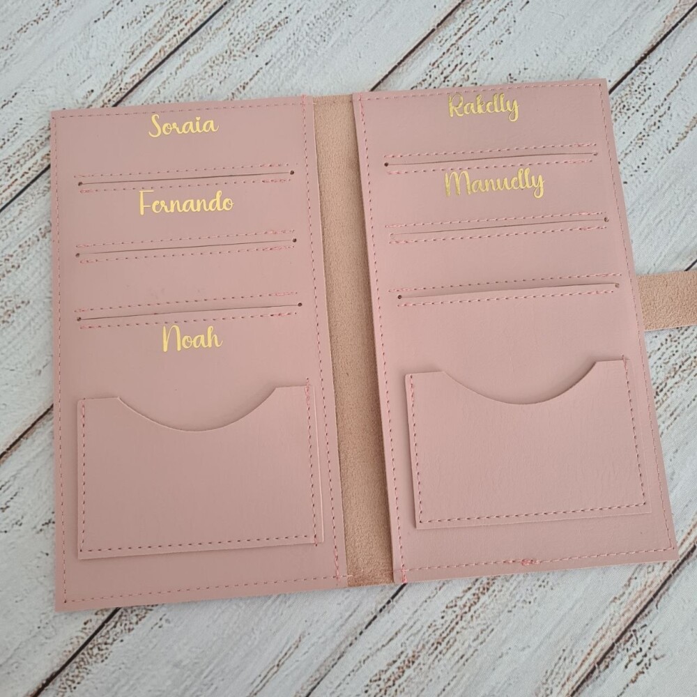 Capa Porta Passaporte Família / 6 Lugares - Personalizado