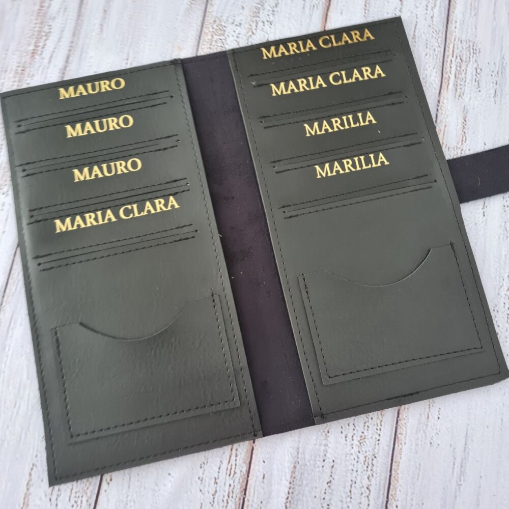 Capa Porta Passaporte Família / 8 Lugares - Personalizado
