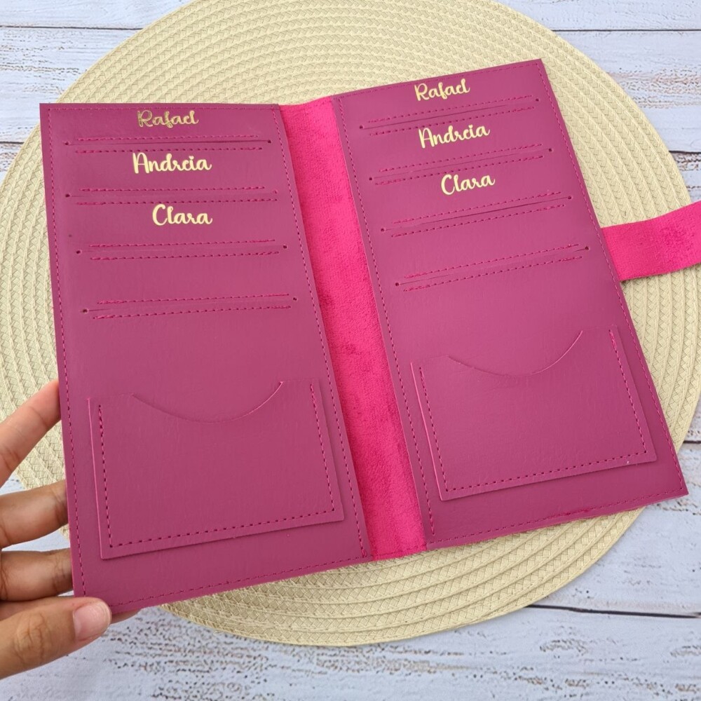 Capa Porta Passaporte Família / 8 Lugares - Personalizado