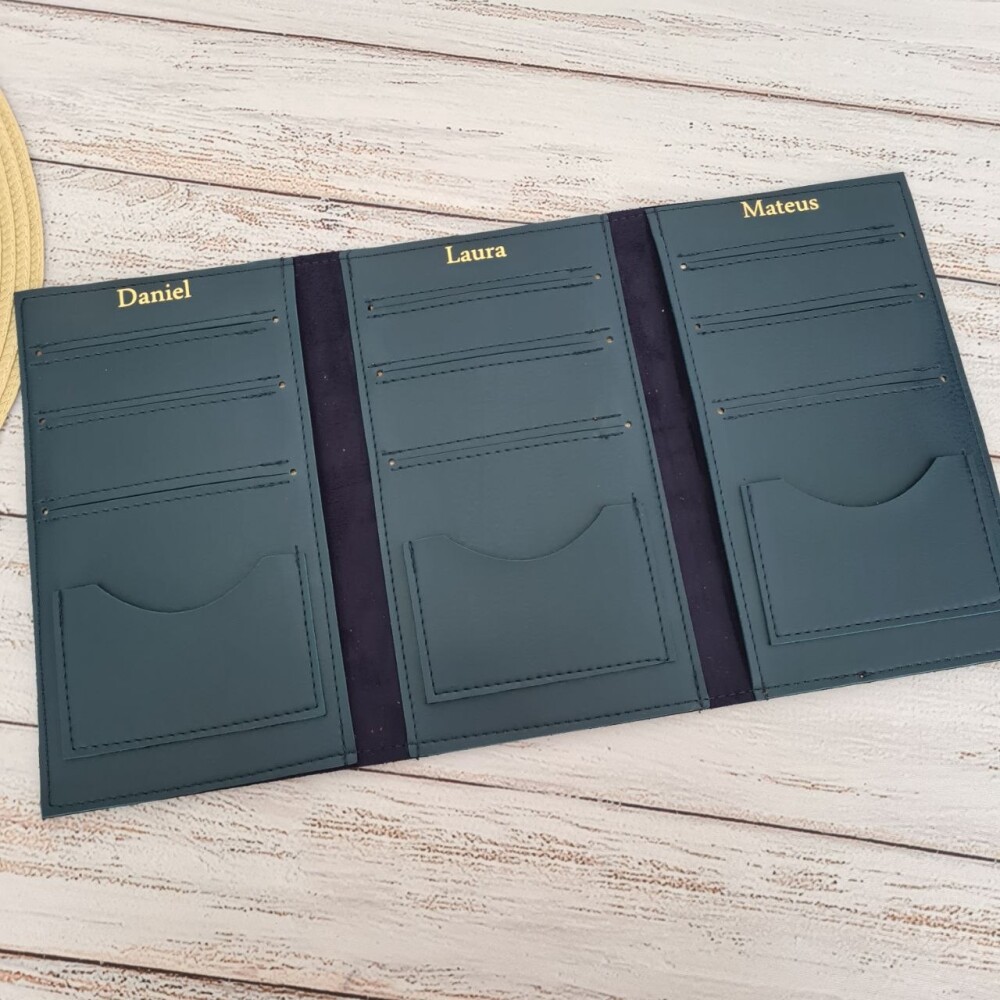 Capa Porta Passaporte Família / 9 Lugares - Personalizado
