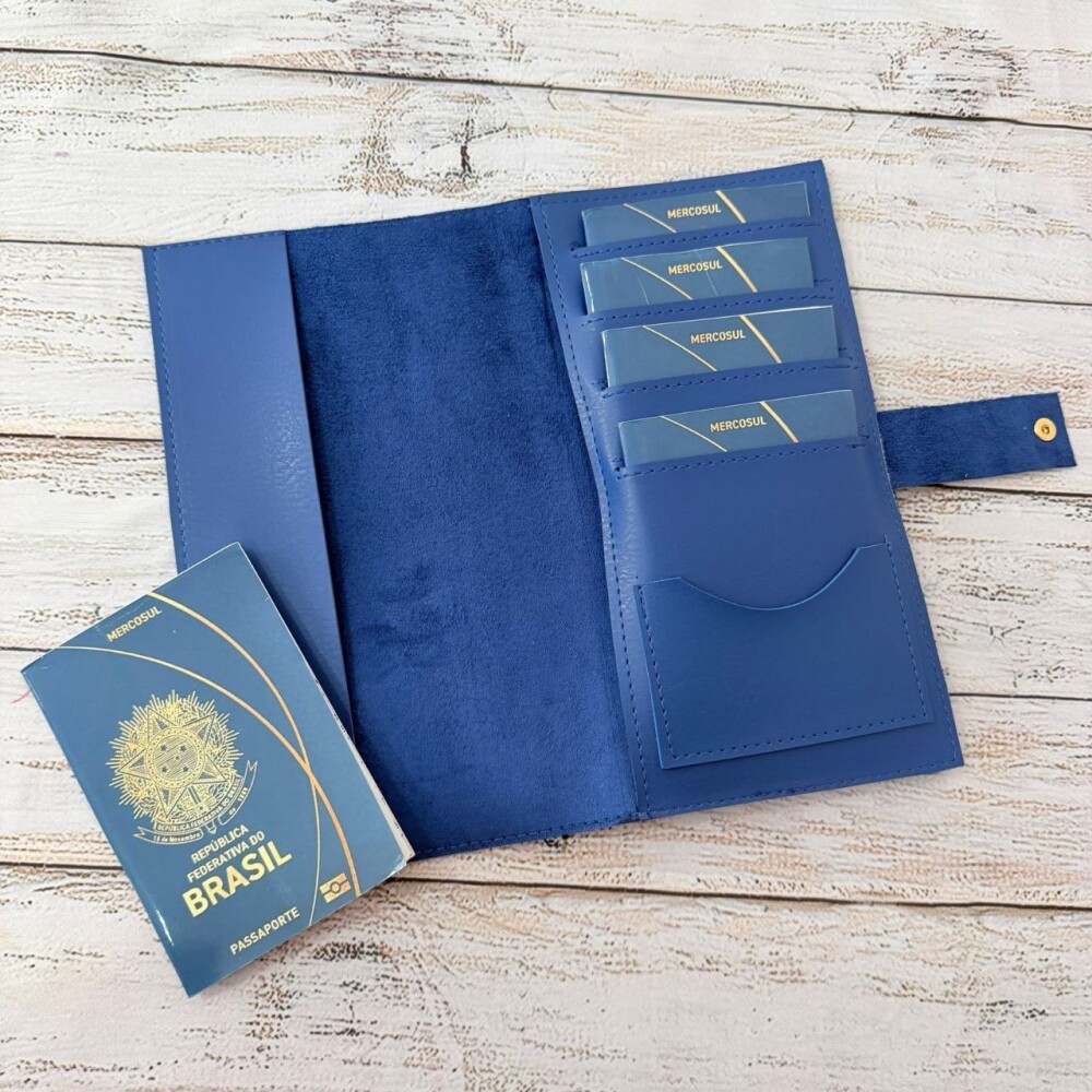 Capa Protetora para Passaporte Família - 4 Lugares