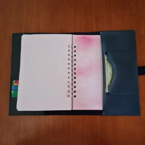 Capa Caderneta de Vacina de Sintético em Formato de Livro