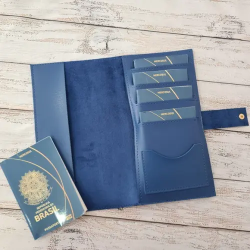 Capa Protetora para Passaporte Família - 4 Lugares