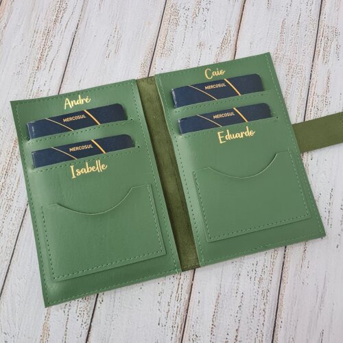 Capa Porta Passaporte Família / 4 Lugares - Personalizado