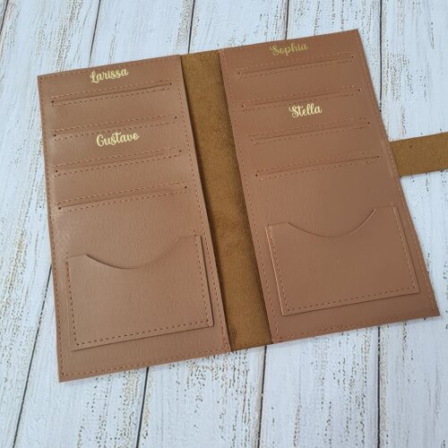 Capa Porta Passaporte Família / 8 Lugares - Personalizado