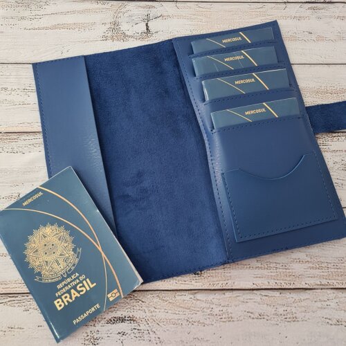 Capa Protetora para Passaporte Família - 4 Lugares