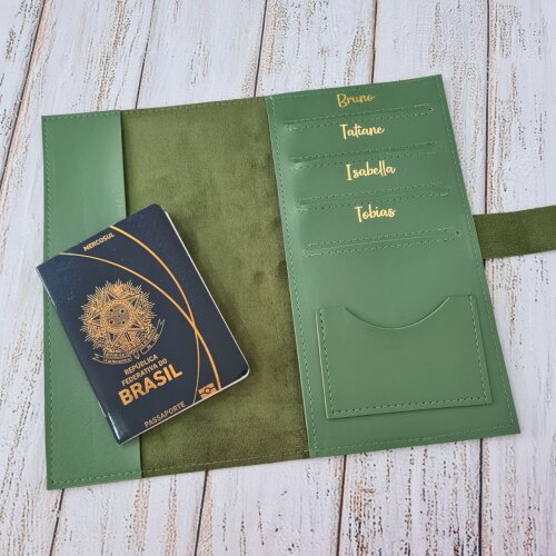 Capa Protetora para Passaporte Família - 4 Lugares