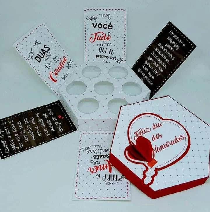 Caixa explosão - Dia dos namorados/Mães/Pais/ Páscoa