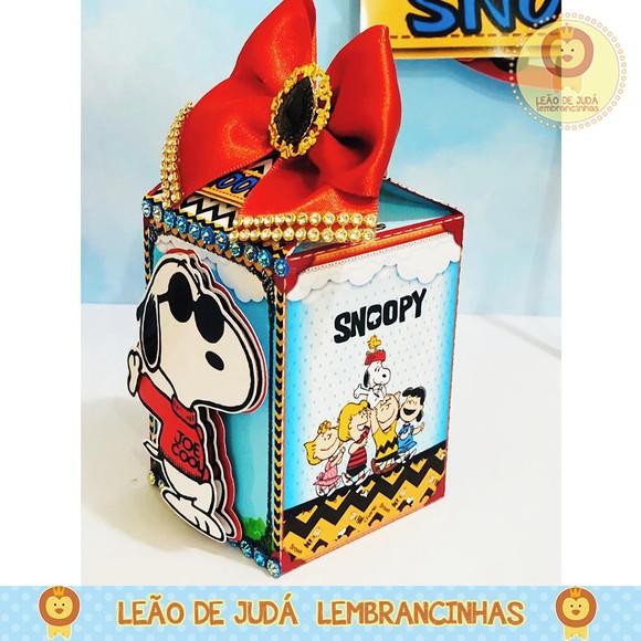 Caixinha para festa tema snoopy