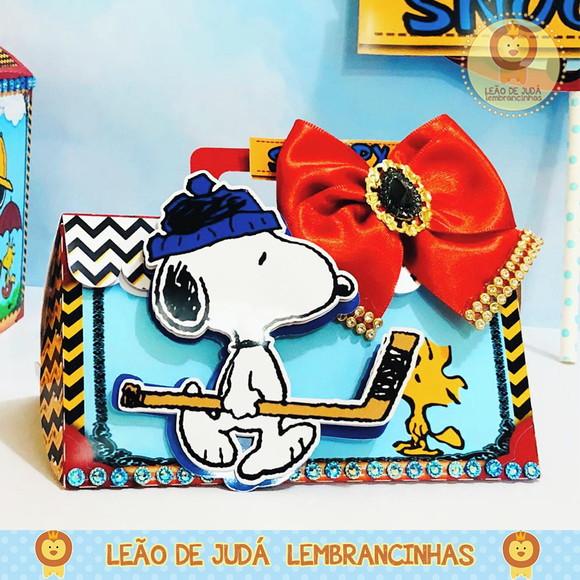 Caixinha para festa tema snoopy