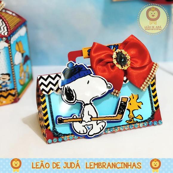Caixinha para festa tema snoopy
