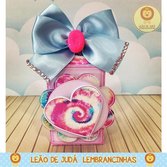 Caixinha para festa tema tie dye