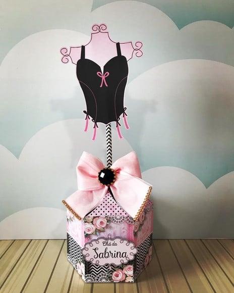 Centro de Mesa Tema Chá de Lingerie