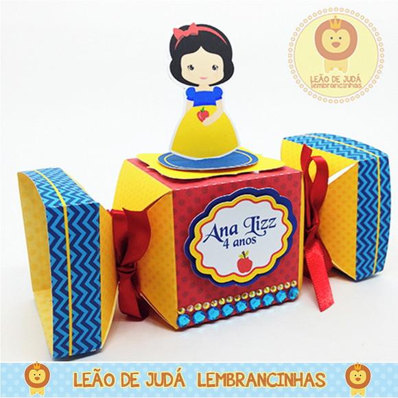 Caixa bala com aplique 3D tema Branca de neve modelo 2