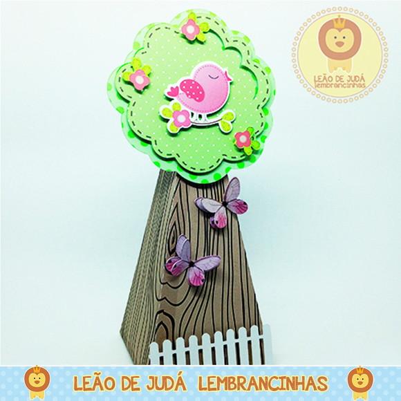 Caixa Pirâmide tema Jardim