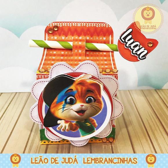 Caixinha para festa tema 44 gatos