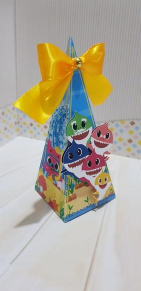 Caixinha para festa tema baby shark