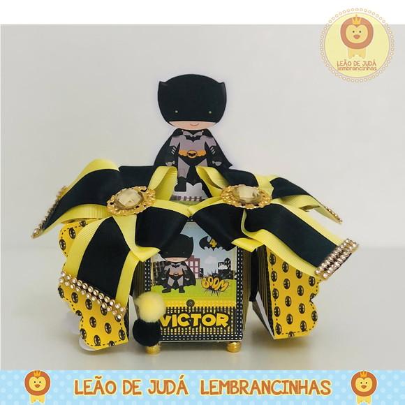 Caixinha para festa tema batman cute