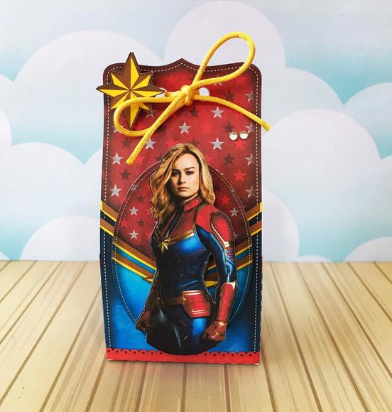 Caixinha para Festa Tema Capitã Marvel