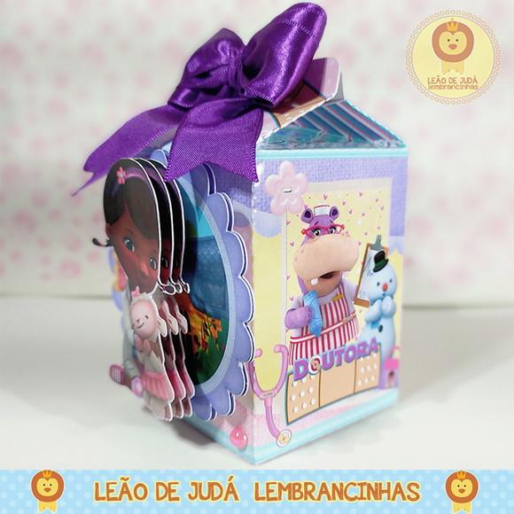 Caixinha para festa tema doutora brinquedos