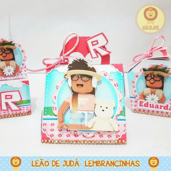 Caixinha para festa tema roblox